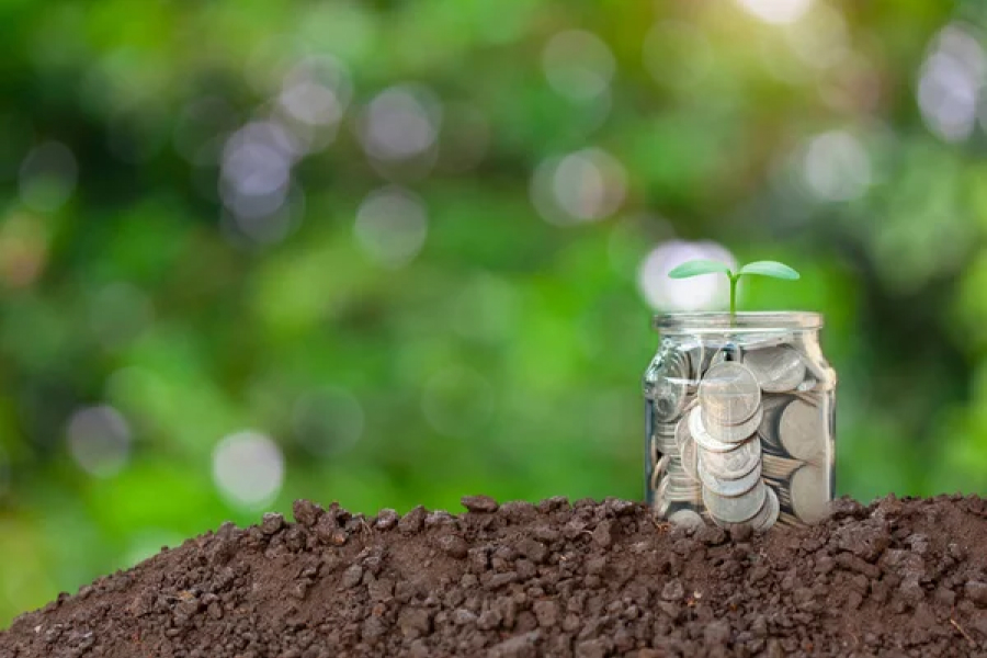 Банка з монетами